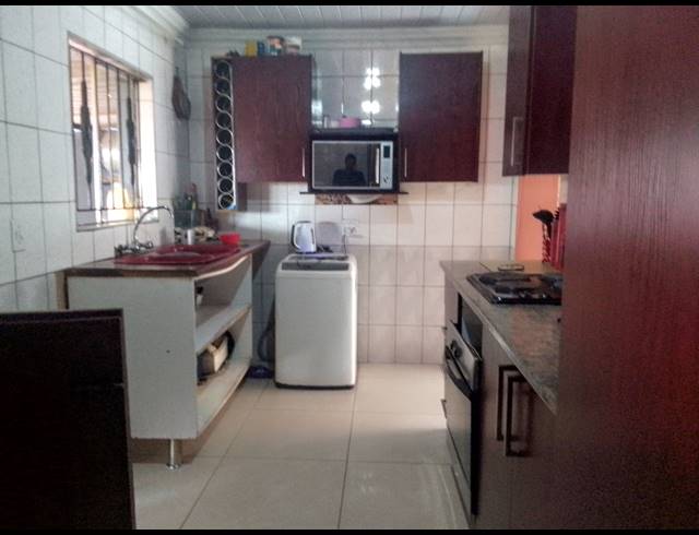 4 BEDROOM FREEHOLD FOR SALE IN KAGISO